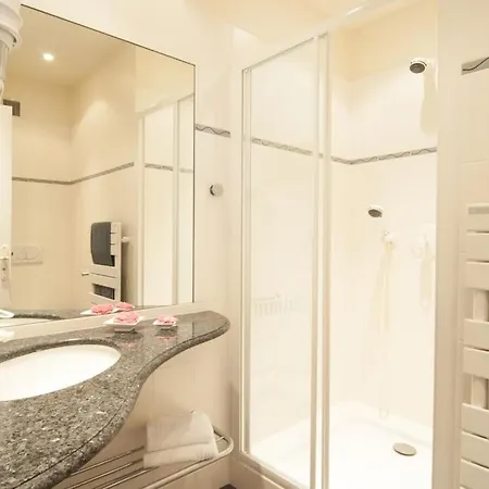 Apartman Charming 4mins From The & Croisette