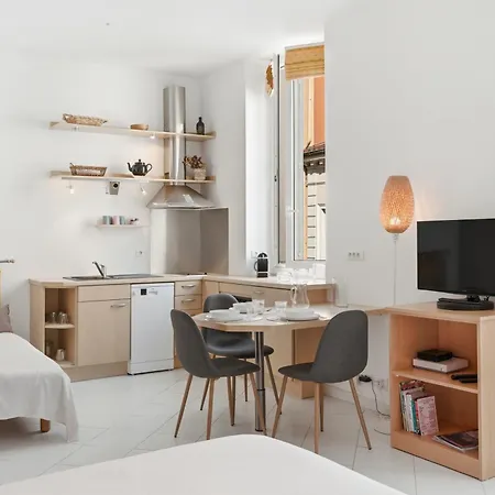 아파트 Charming 4mins From The & Croisette